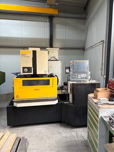 Fanuc Robocut Alpha C600iB Drahterodiermaschine Erodiermaschine