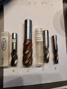 4 HSS Fräser 16 - 28 Ø 3- u. 4-schneider