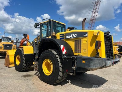 Komatsu WA 470-3 .