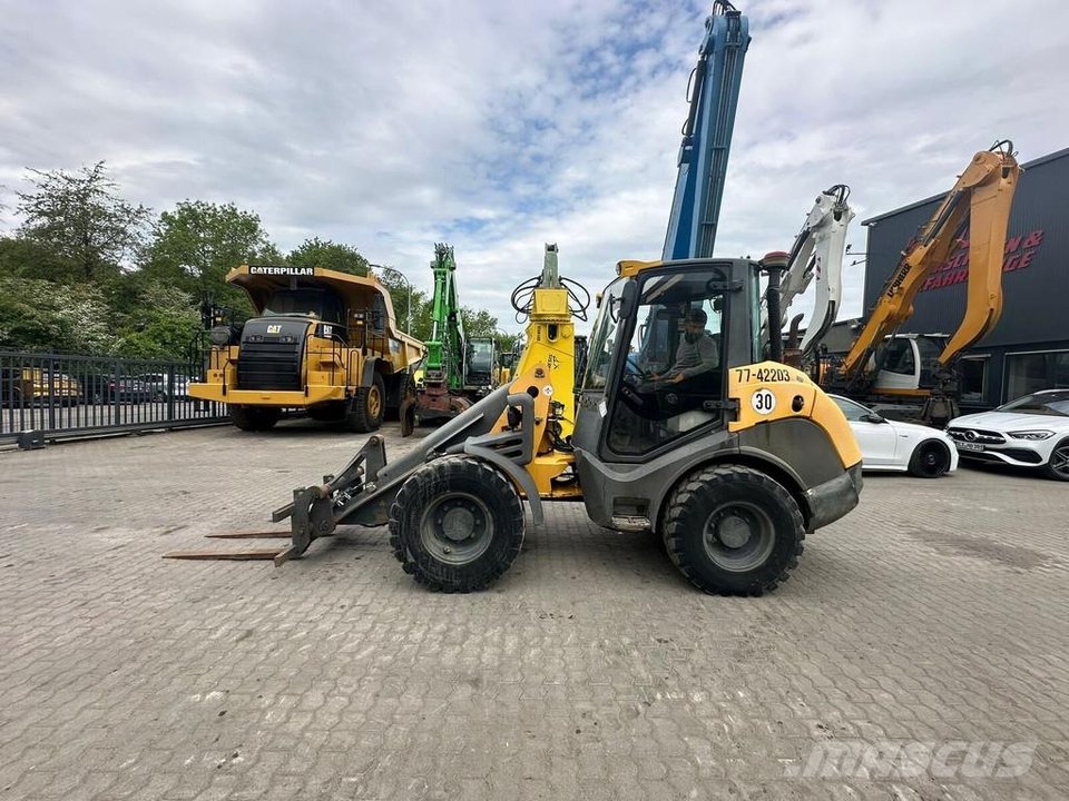 Mecalac AX 850