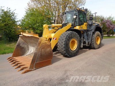 Komatsu WA 470-8E0