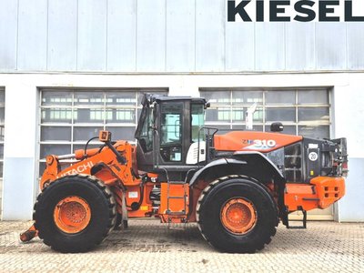 Hitachi ZW 310-6