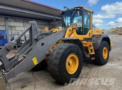 Volvo L120H Long Boom