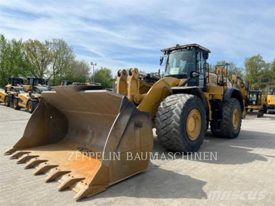 CAT 982M