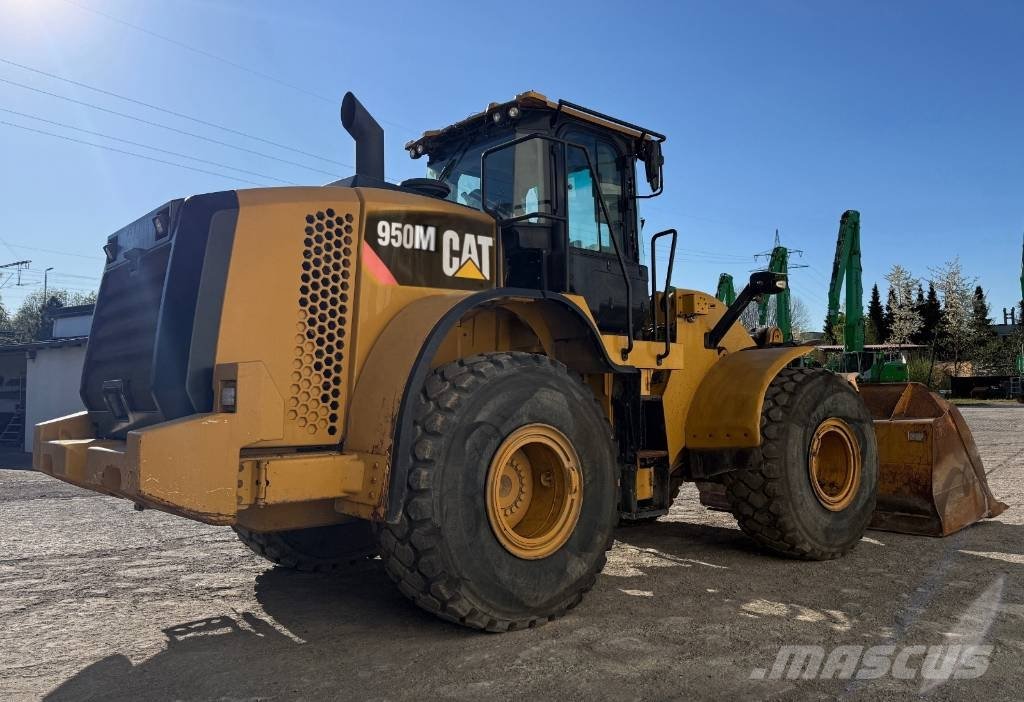 CAT 950M