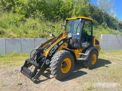 JCB 409 AGRI