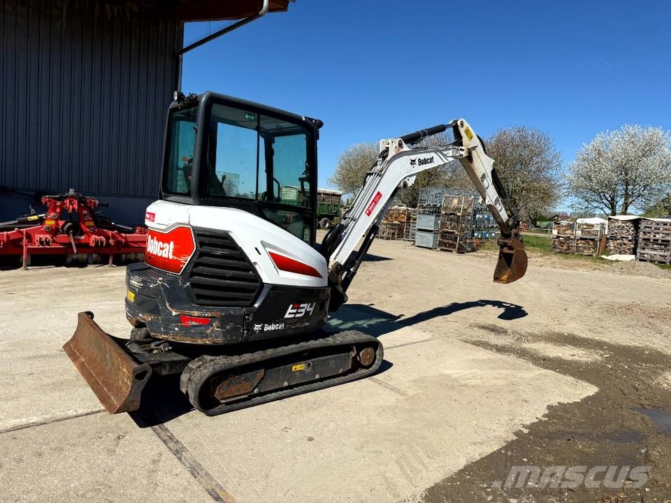 Bobcat E34