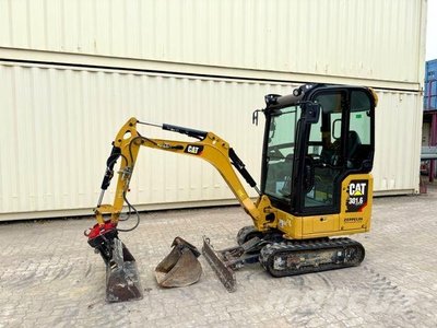 CAT 301.6 / 2019 BJ / 1.435 H / 2 x Löffel / MS01