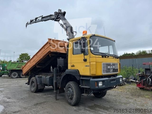 Kipper LKW MAN F2000 19.343 FAK 2-Achs Allradkipper Kran gebraucht