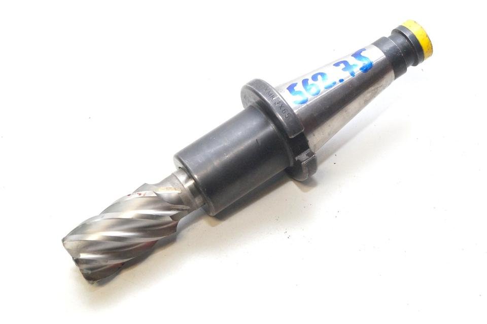 Schaftfräser LMT Fette Ø 30 mm x 56 mit SK40 Werkzeughalter Kelch