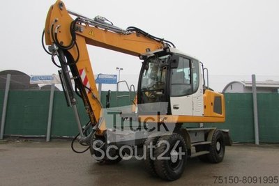 Mobilbagger LIEBHERR A 918 - OilQuick OQ 65 Nr.: 110 gebraucht