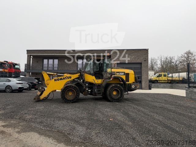 Radlader KOMATSU WA 320 -8 Radlader Highlift Vollgummi Wartung gebraucht
