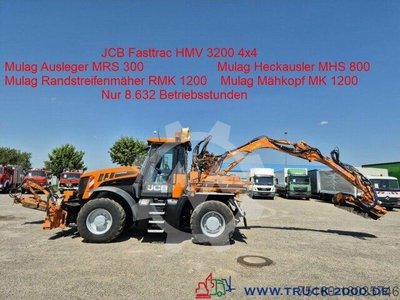 JCB Fastrac 3200 включено Mulag передня косарка