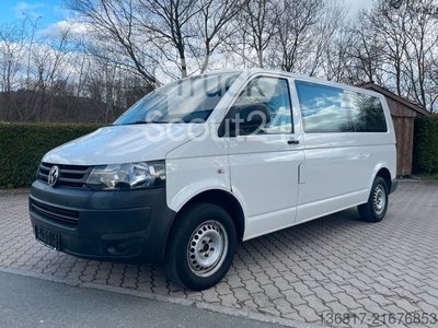 Микроавтобус VW T5 Transporter Minibus Combi 9 Seats