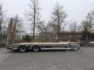 Tieflader Anhänger Humbaur HTD 30  3 Achs Tiefladeranhänger, Wenig Benutzt gebraucht