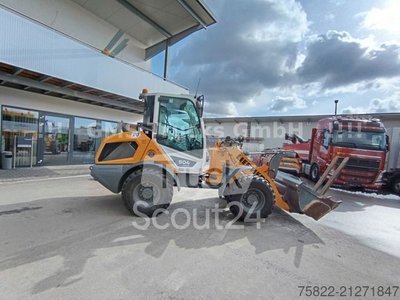 Radlader LIEBHERR 504C / SW / Gabel + Schaufel / Wenig Stunden gebraucht
