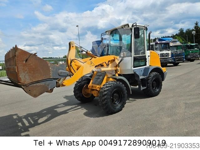 LIEBHERR 506 L Быстрая смена складного лезвия + Габель
