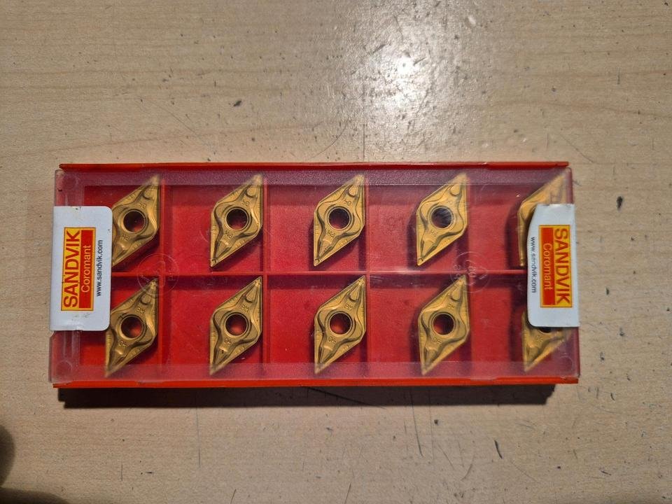 Sandvik DNMG 15 06 04-PM 4025 Wendeschneidplatten