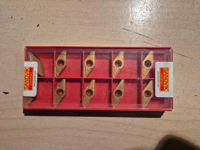 Sandvik VBMT 16 04 12-UR 4015 Wendeschneidplatte