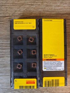 Sandvik 880 03 03 05H-C-LM 1044 Wendeschneidplatte Neu Ovp
