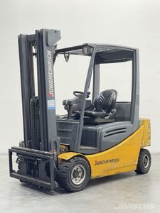 Jungheinrich EFG 320