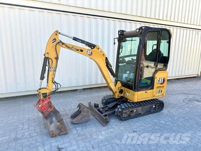 CAT 301.8 / 2021 BJ / 1.870 H/ 2 x Löffel/Powertilt
