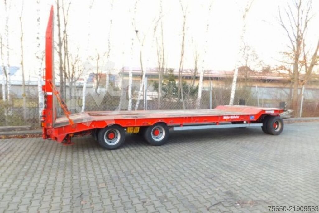 Müller Mitteltal T 3  3 Achs Tieflader- Anhänger