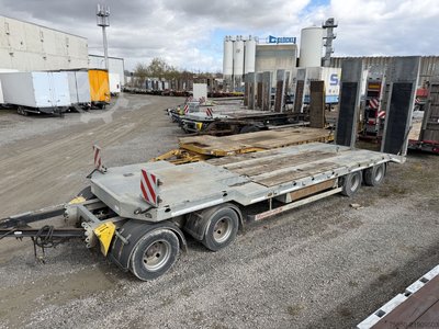Möslein TA4 Schwebheim  4 Achs Tiefladeranhänger, Guter Zustand