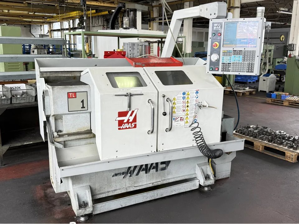 HASS TL-1HE Zyklendrehmaschine