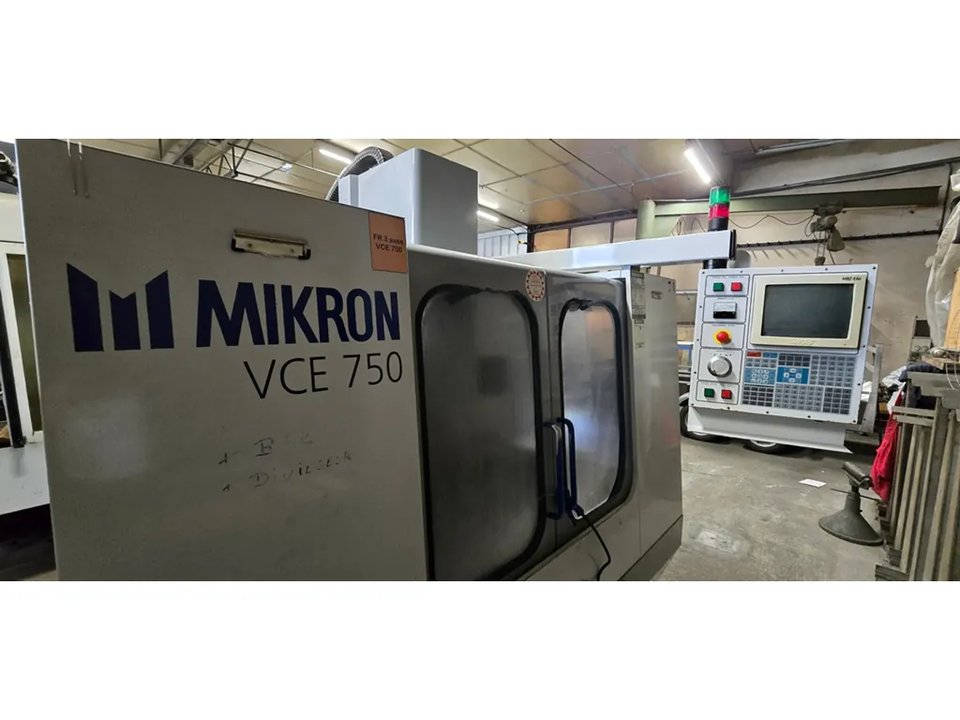 HAAS - VCE-750 - CNC Vertikales Bearbeitungszentrum - 2000