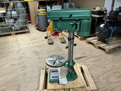 2000 FREMARK CH-16N Säulenbohrmaschine