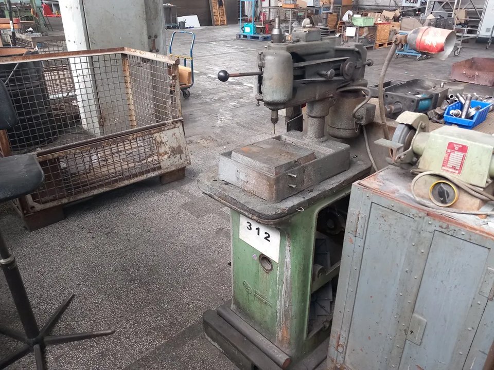 Werkbankmontierte Schlitz- / Querschnittmaschine (mechanischer Schlitzer / Formeinheit)