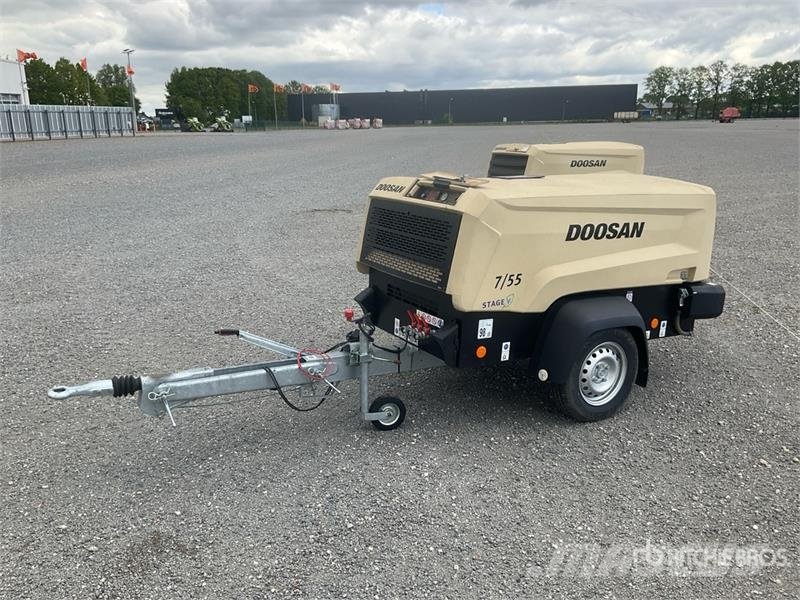 Doosan 7/55 Air Compressor