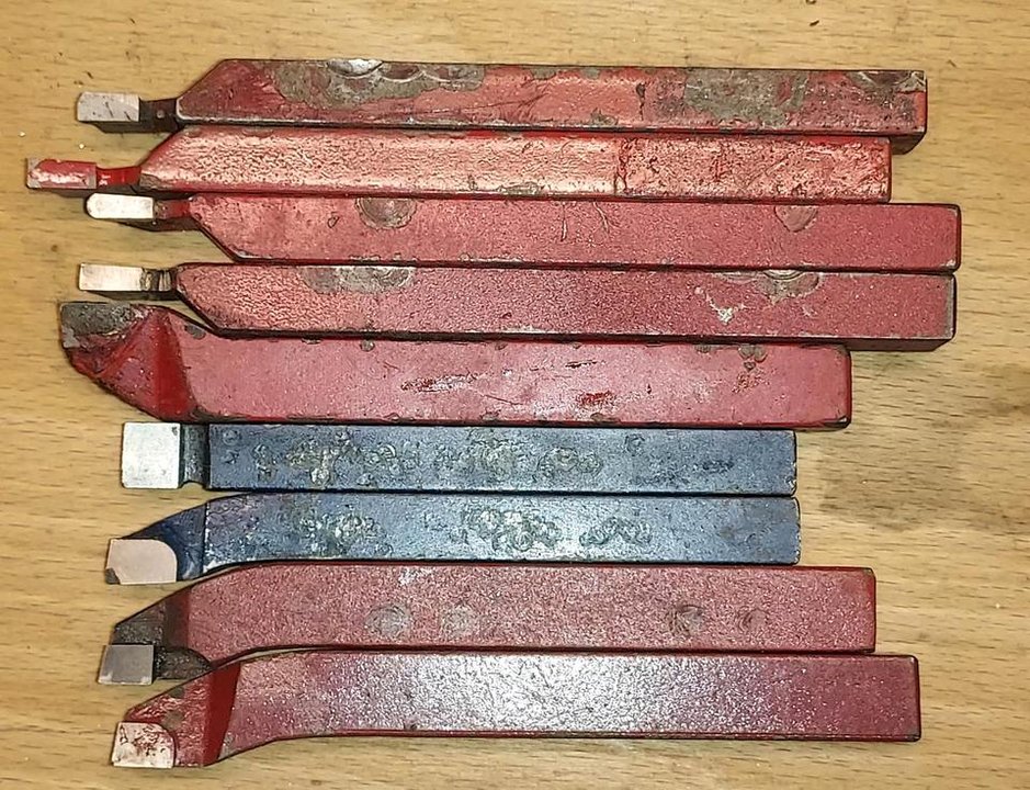 Drehstähle mit Hartmetallplatten