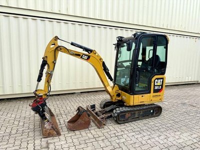 CAT 301.8 / 2091 BJ / 2.299 H/ 2 x Löffel/ MS01