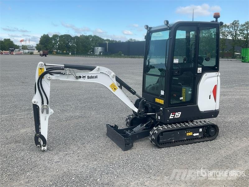 Bobcat E19