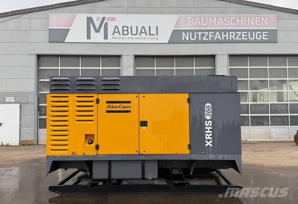 Atlas Copco XRHS 366 // BJ. 2012 / 4797 H/20 BAR/ CAT C9 Motor