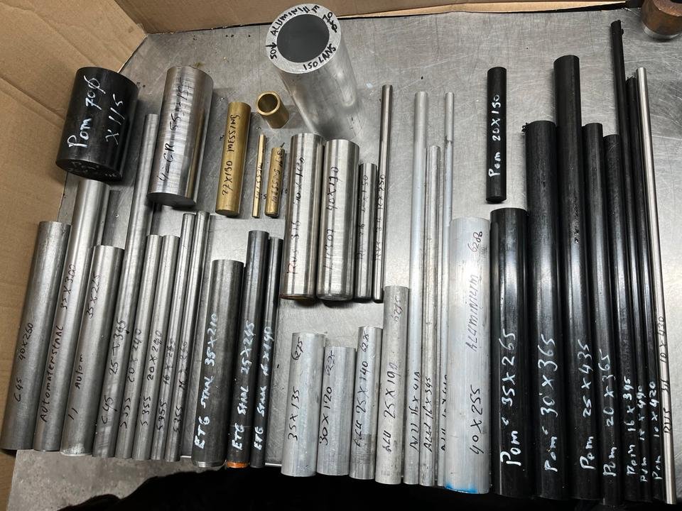 New round rod for the lathe for sale
