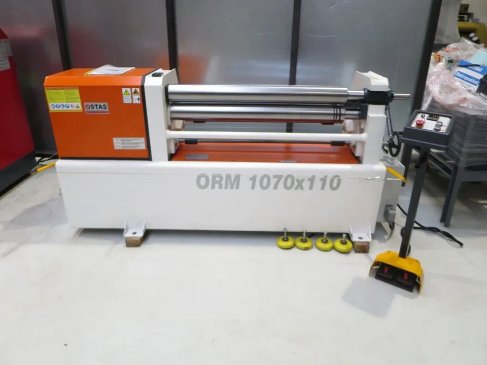 OSTAS ORM 1070 X 110 Blechbiegemaschine