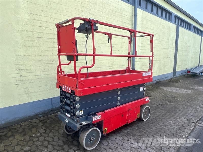  Aíchi SV08CNL Electric Scissor Lift