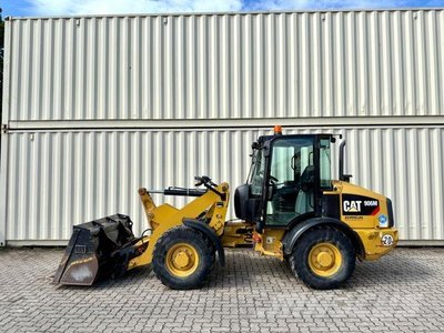 CAT 906M / 2019 BJ / 2.570 H