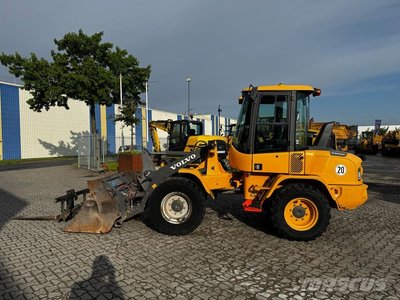 Volvo L30 G .