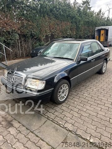 Van MERCEDES-BENZ 200E