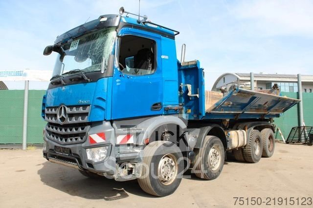 Dreiseitenkipper LKW MERCEDES-BENZ 3245 8x4 BB BORDMATIK UNFALL Nr.: 466 gebraucht