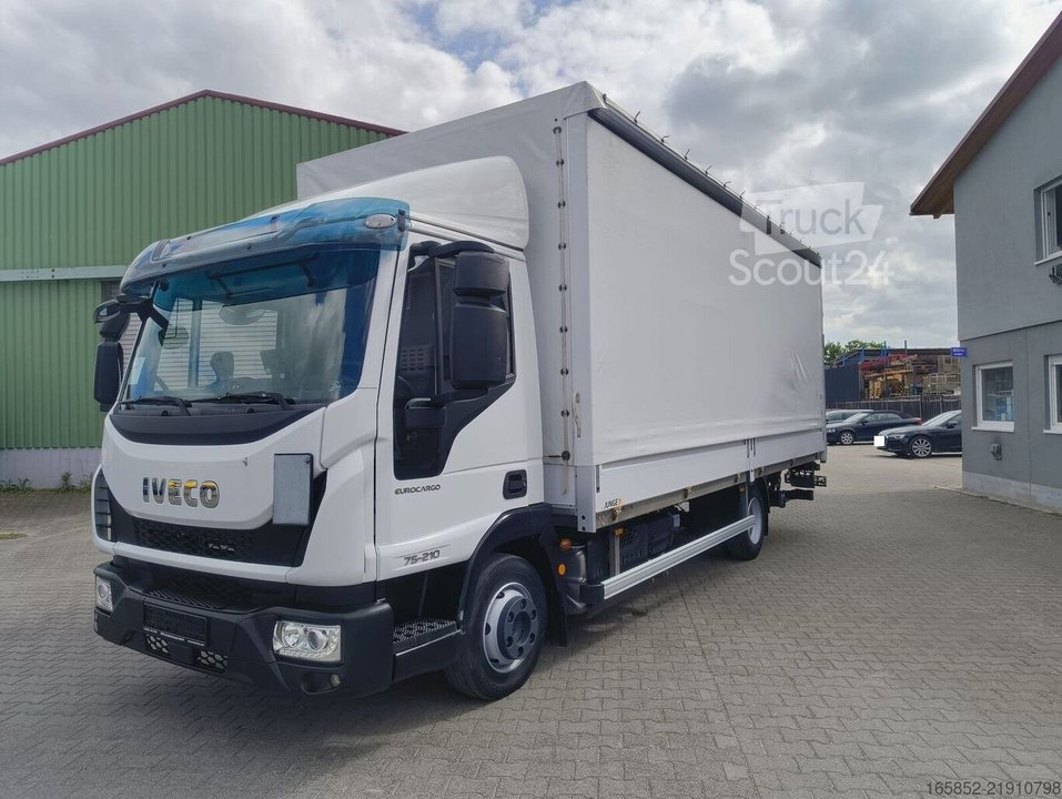 Schiebeplane IVECO EuroCargo 75-210 Plane 3-Sitzer LBW (51) gebraucht