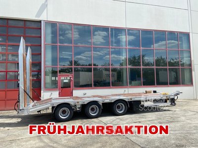 Tieflader Anhänger Möslein TT 31 F  31 t GG Tridem- Tieflader 3 Achs, gelenktNeufahrzeug neu