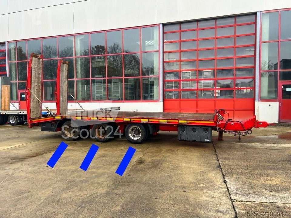 Low loader trailer 3 axles Tridemtieflader- used