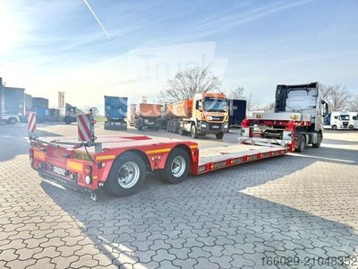 Tieflader-Sattelauflieger KÄSSBOHRER SLL 2/2H 2-Achs Tiefbett Hydraulische Lenkung gebraucht