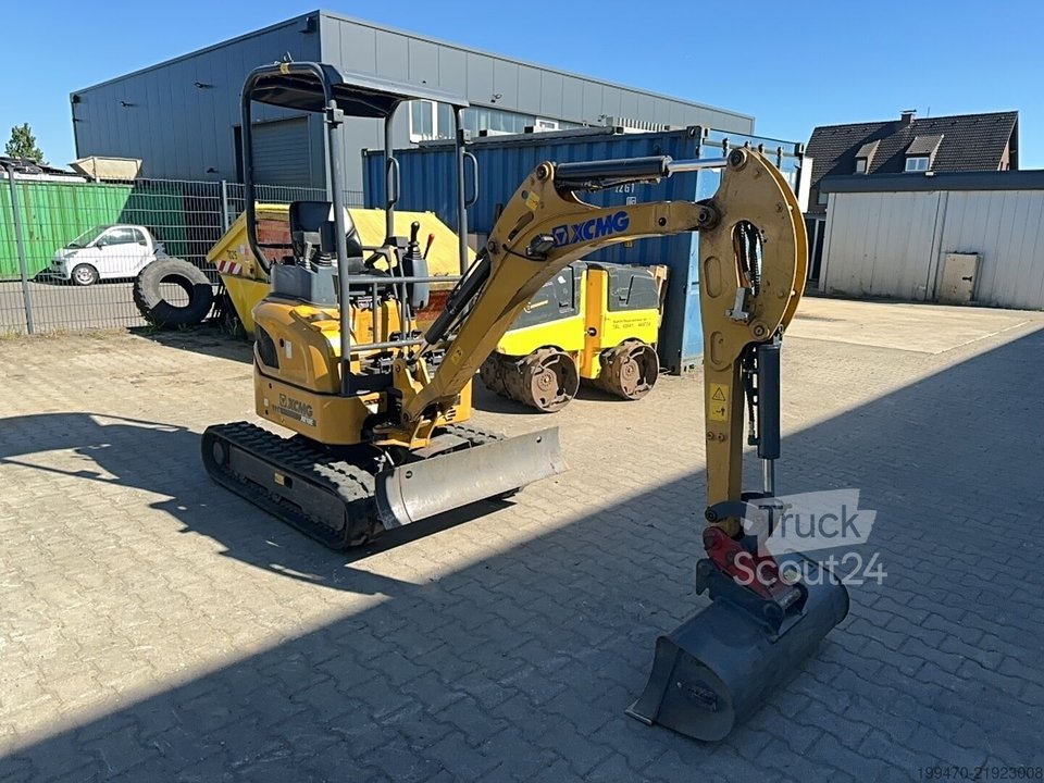 Minibagger < 7t XCMG XE18E gebraucht