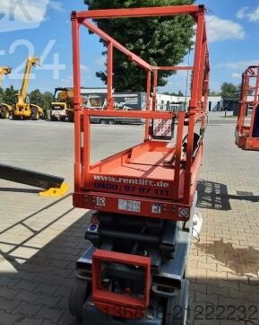 Scherenarbeitsbühne Skyjack SJ 3220 E Elektro 7,95 m gebraucht